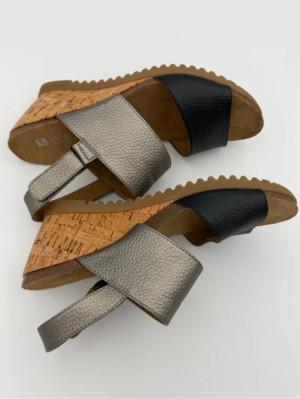 Stone Mountain Teller Wedge Sandals - Size 9 - Like New! Neutral comfort